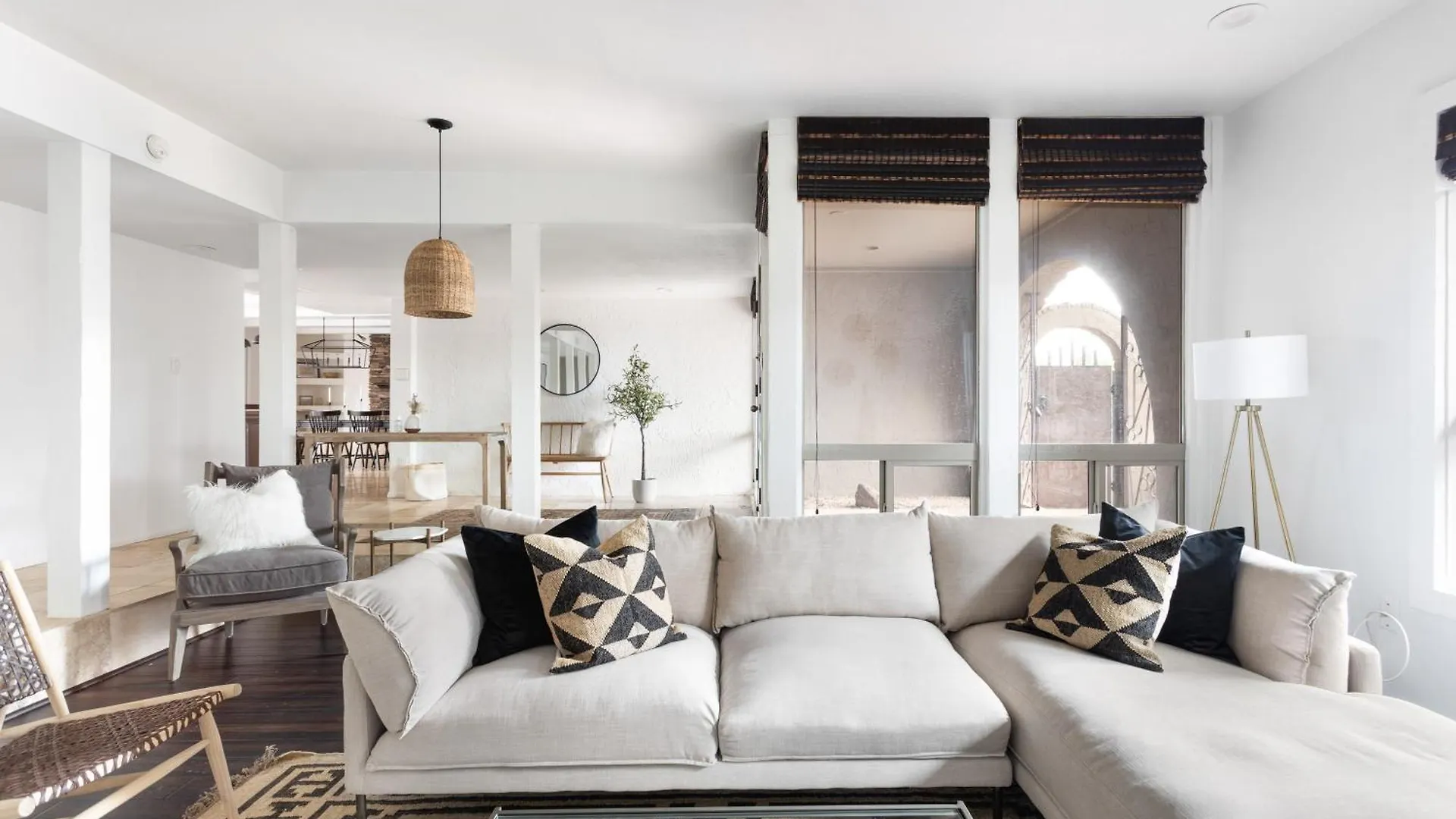 Eugie Retreat Professionally Designed Bohemian Dream With Pool Scottsdale United States